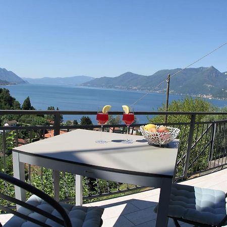 Casa Colmegna Mit Traumhaften See- Und Bergblick Luino Exterior photo