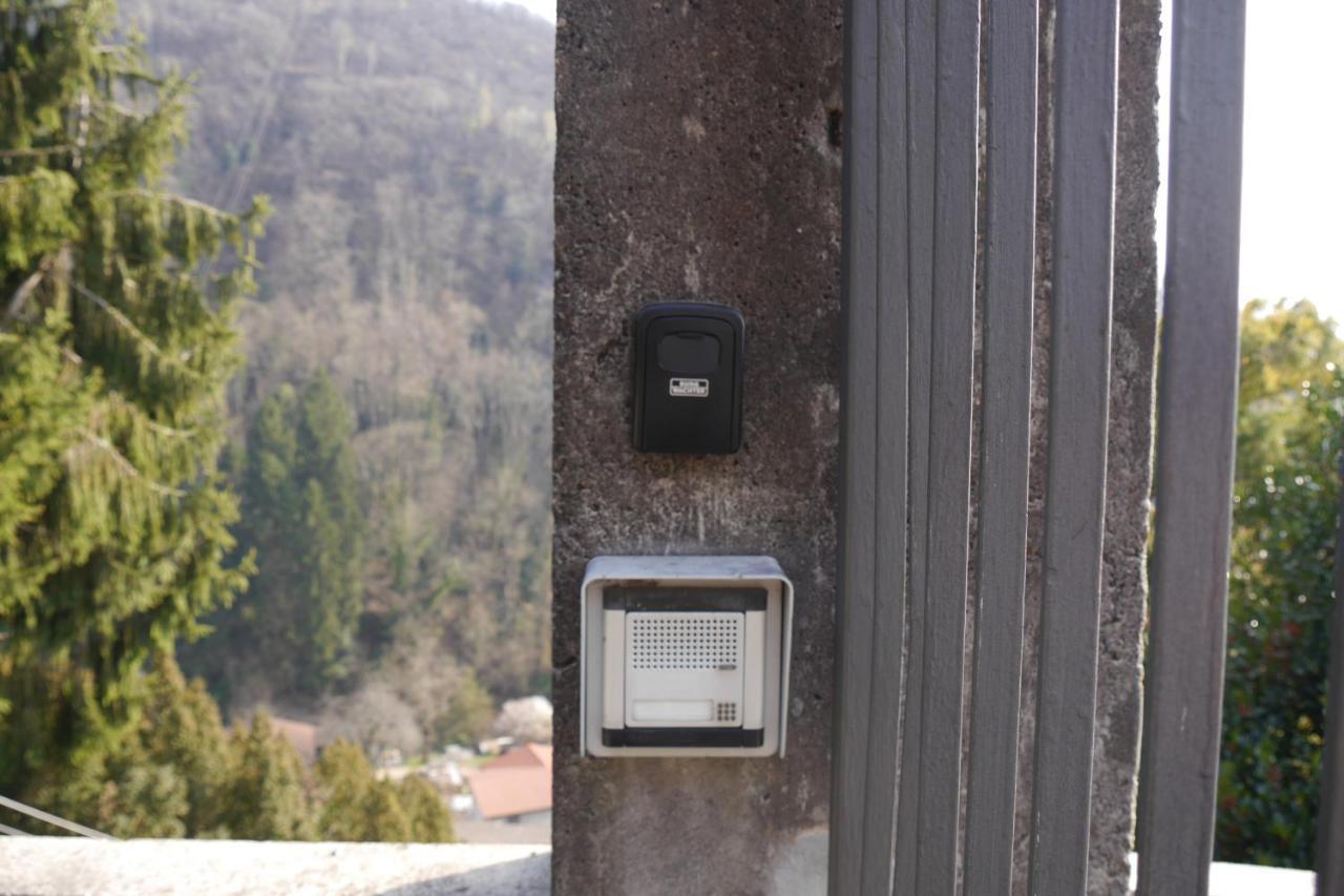 Casa Colmegna Mit Traumhaften See- Und Bergblick Luino Exterior photo