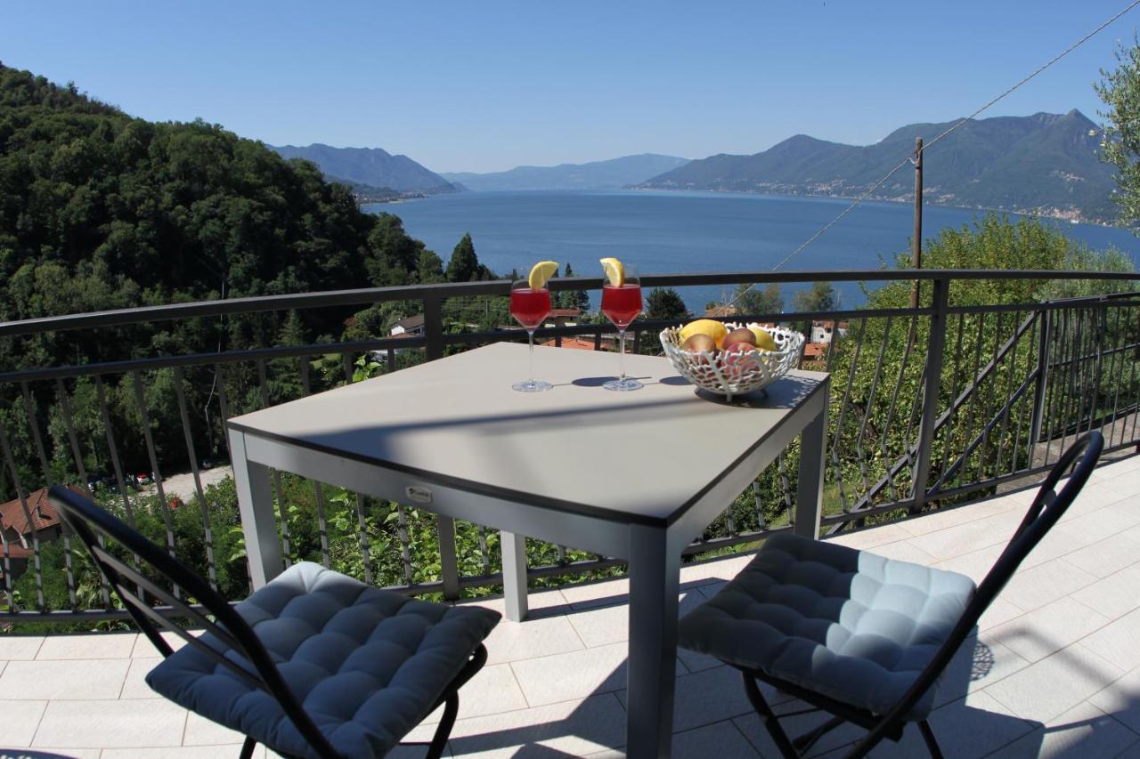 Casa Colmegna Mit Traumhaften See- Und Bergblick Luino Exterior photo